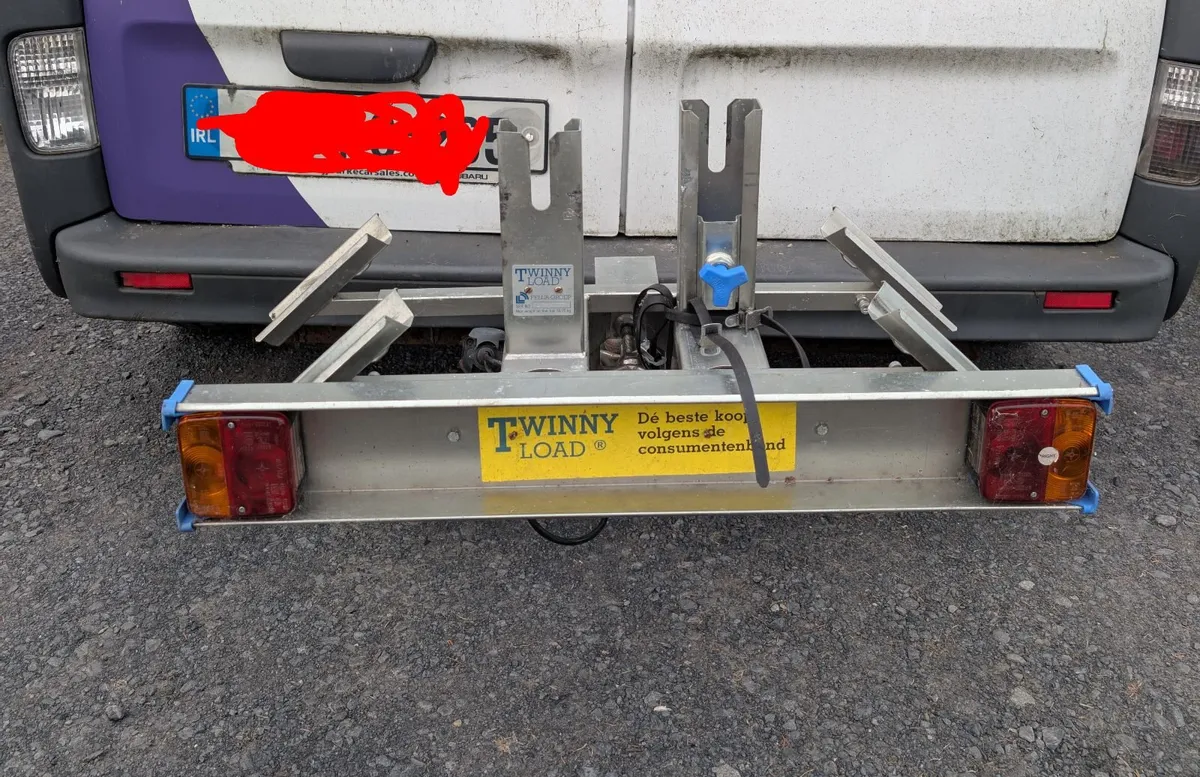 Twinny Load 2-Bike Towbar Mounted Cycle Carrier - Image 2