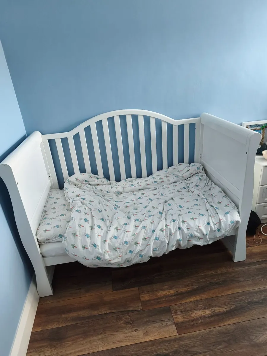 Cot bed - Image 4