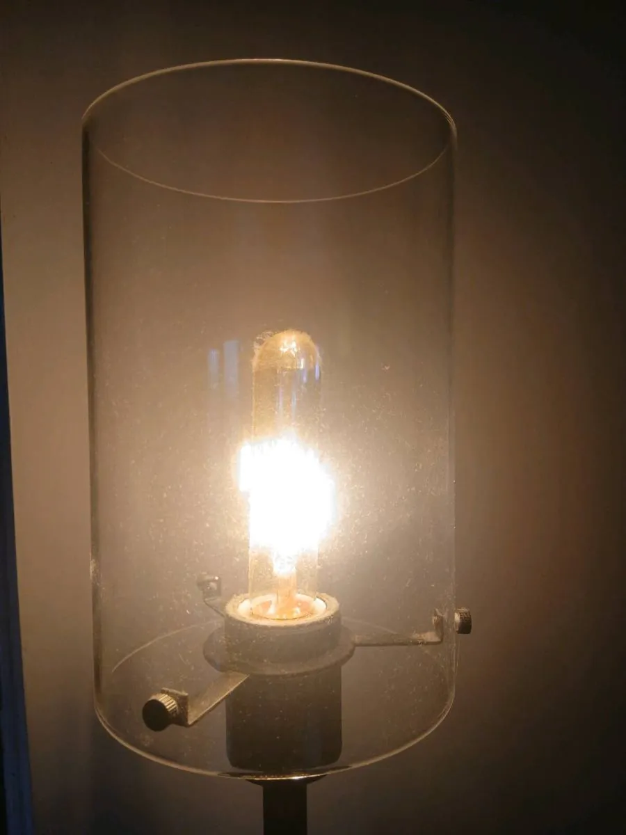 Floor lamp - Image 1