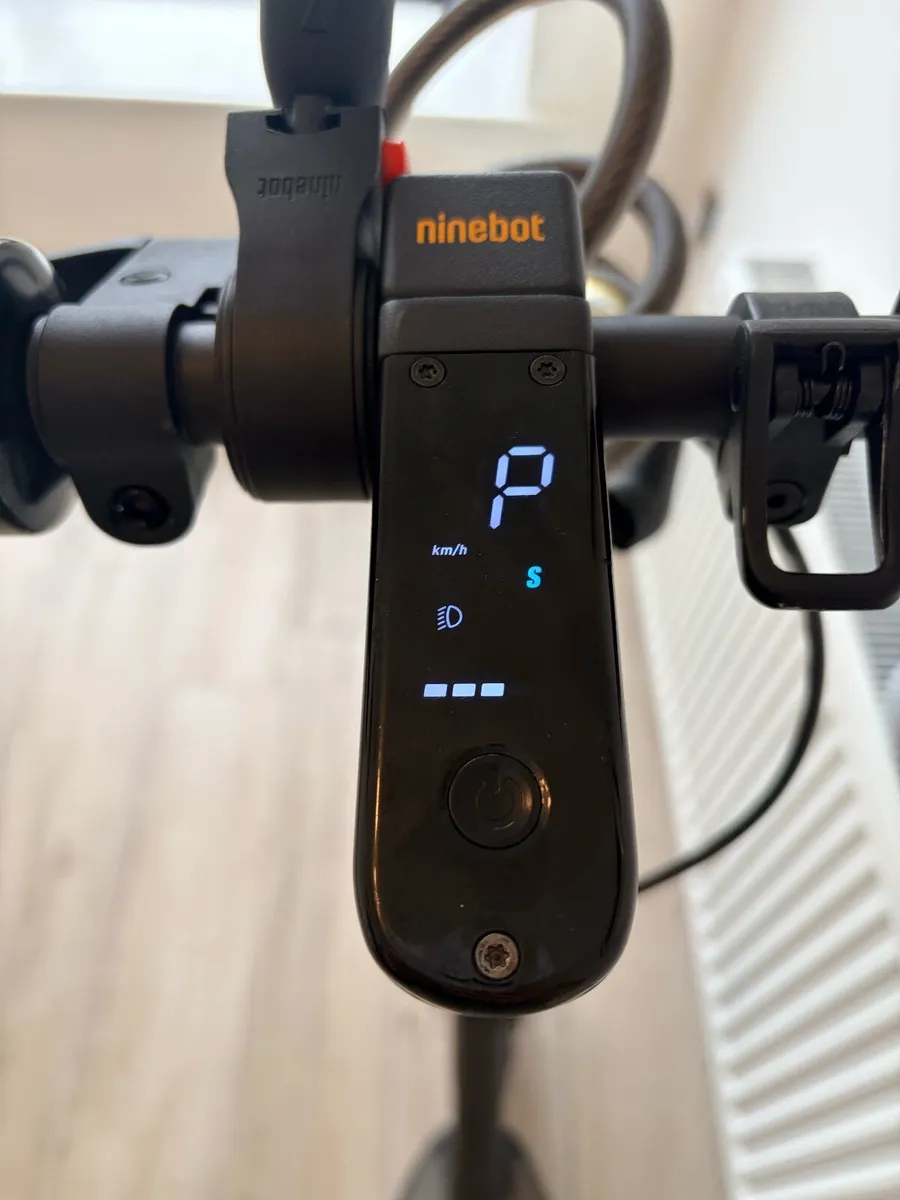 Ninebot KickScooter Max G30 - Image 4