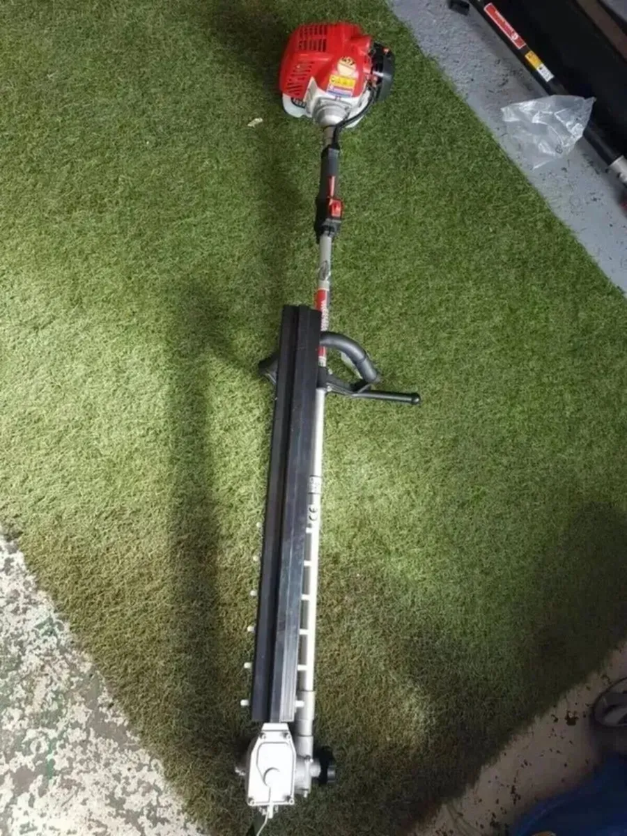 MARUYAMA AHT2630D LONG REACH HEDGETRIMMER