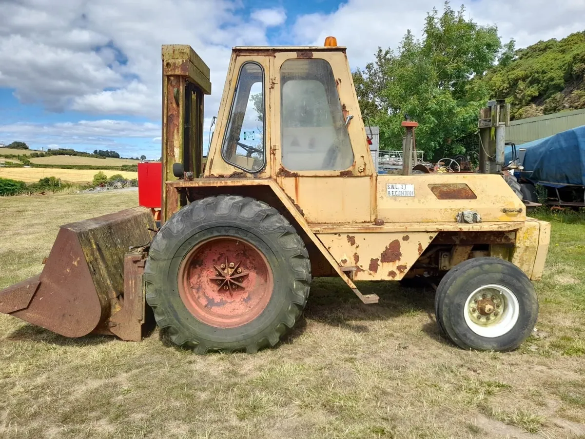 Sanderson Forklift