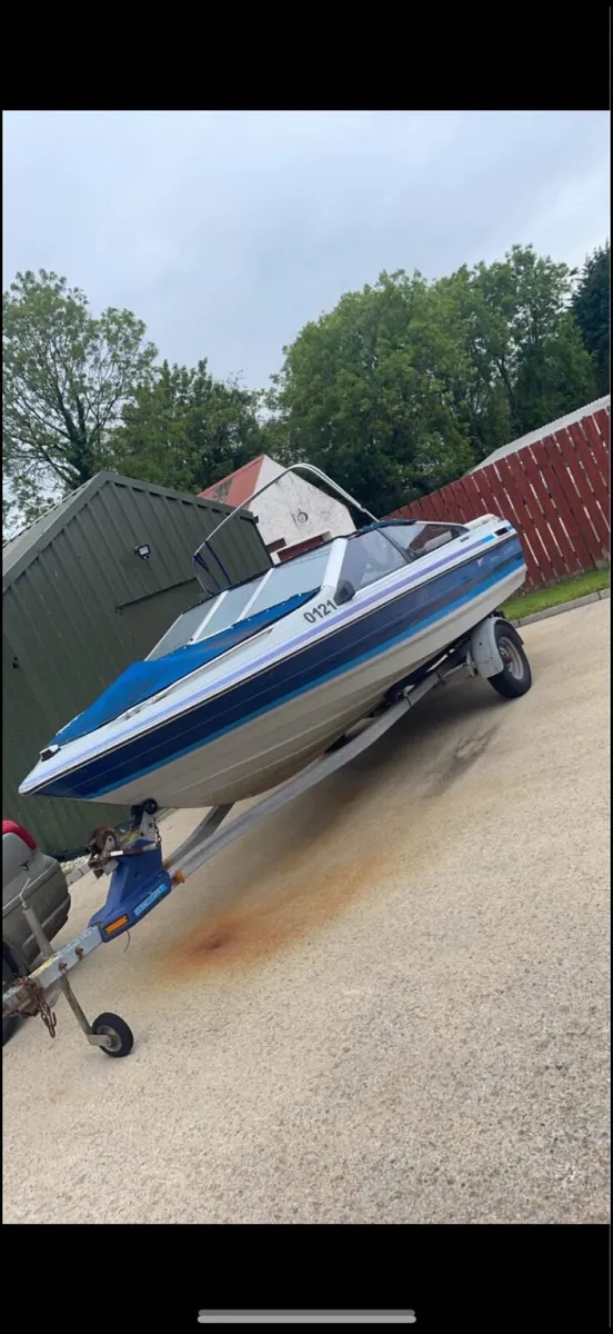Bayliner Capri 2.3 boat - Image 1