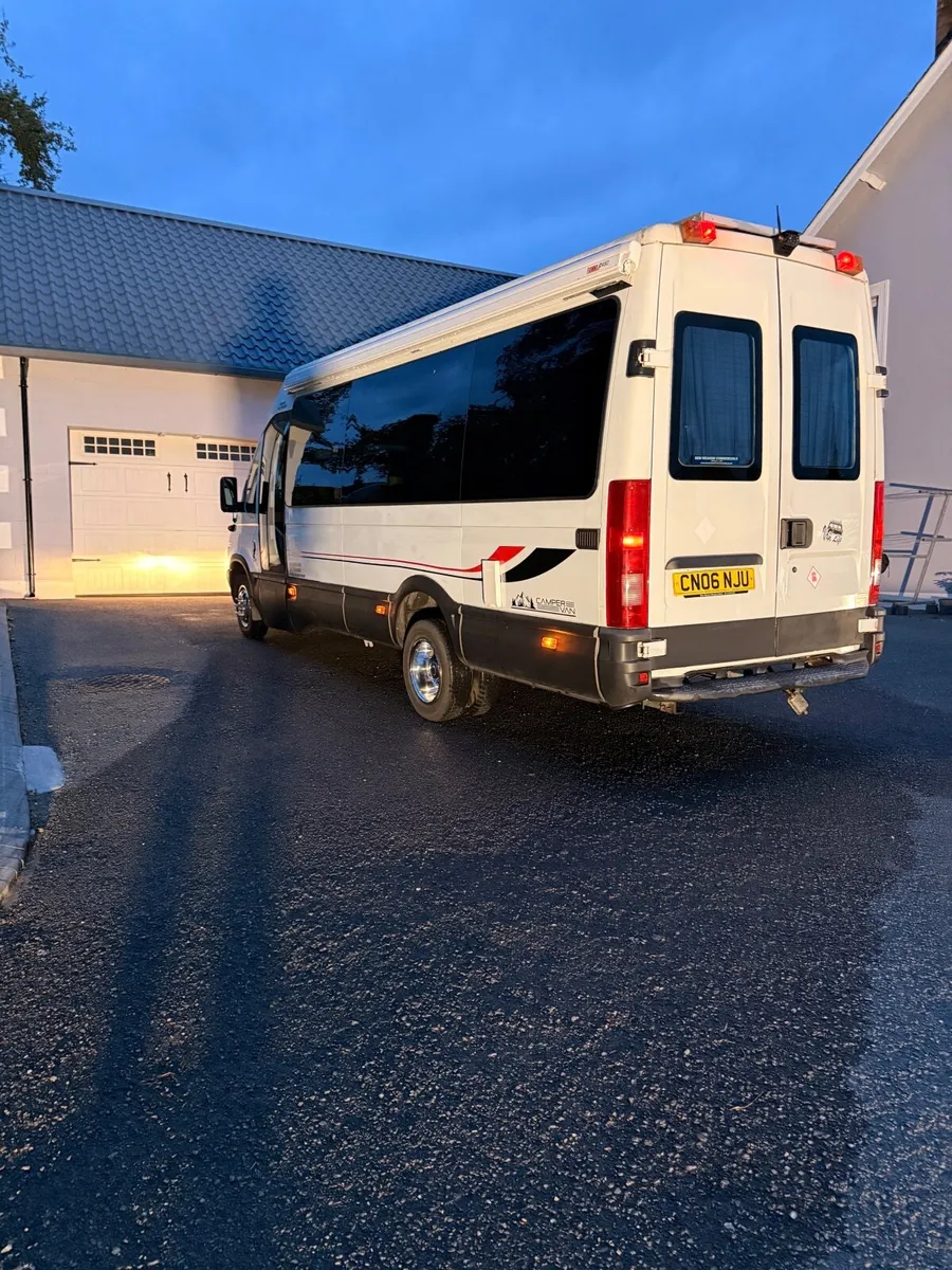 Camper Van - Motorhome - Image 4