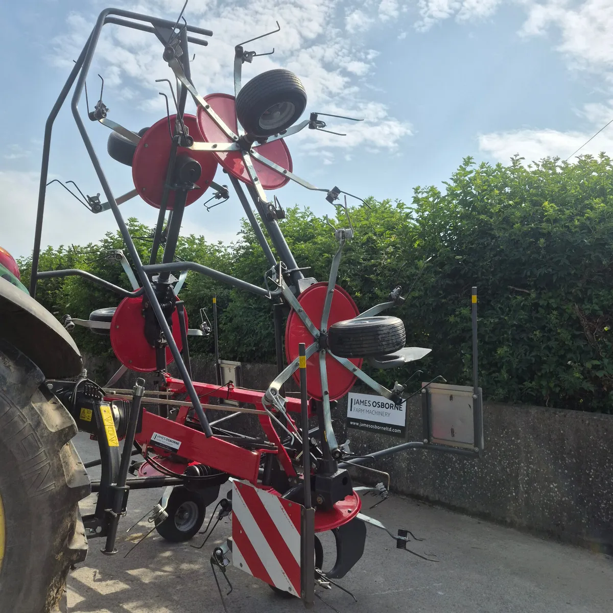 Massey Ferguson 776X DN Tedder - Image 1