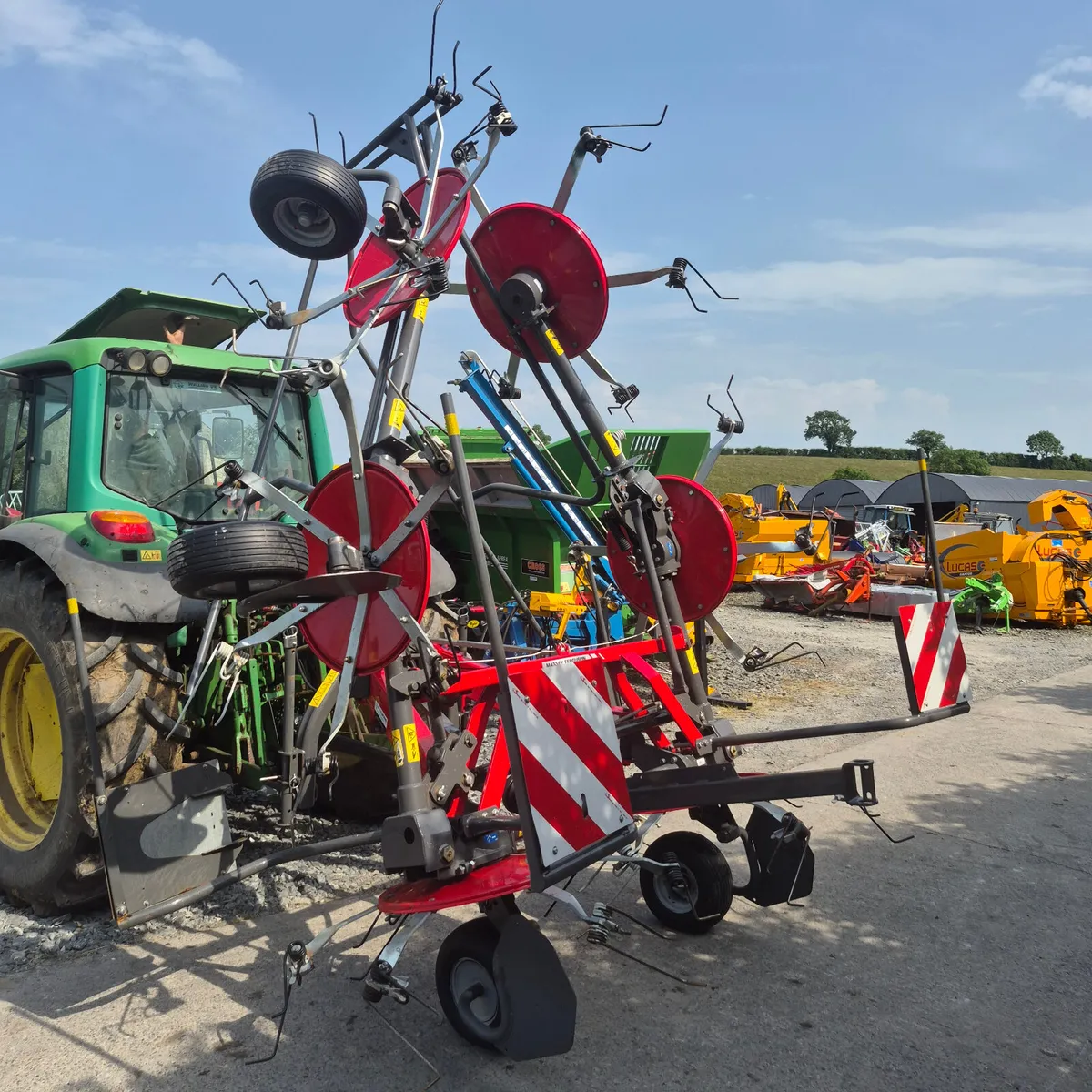 Massey Ferguson 776X DN Tedder - Image 2