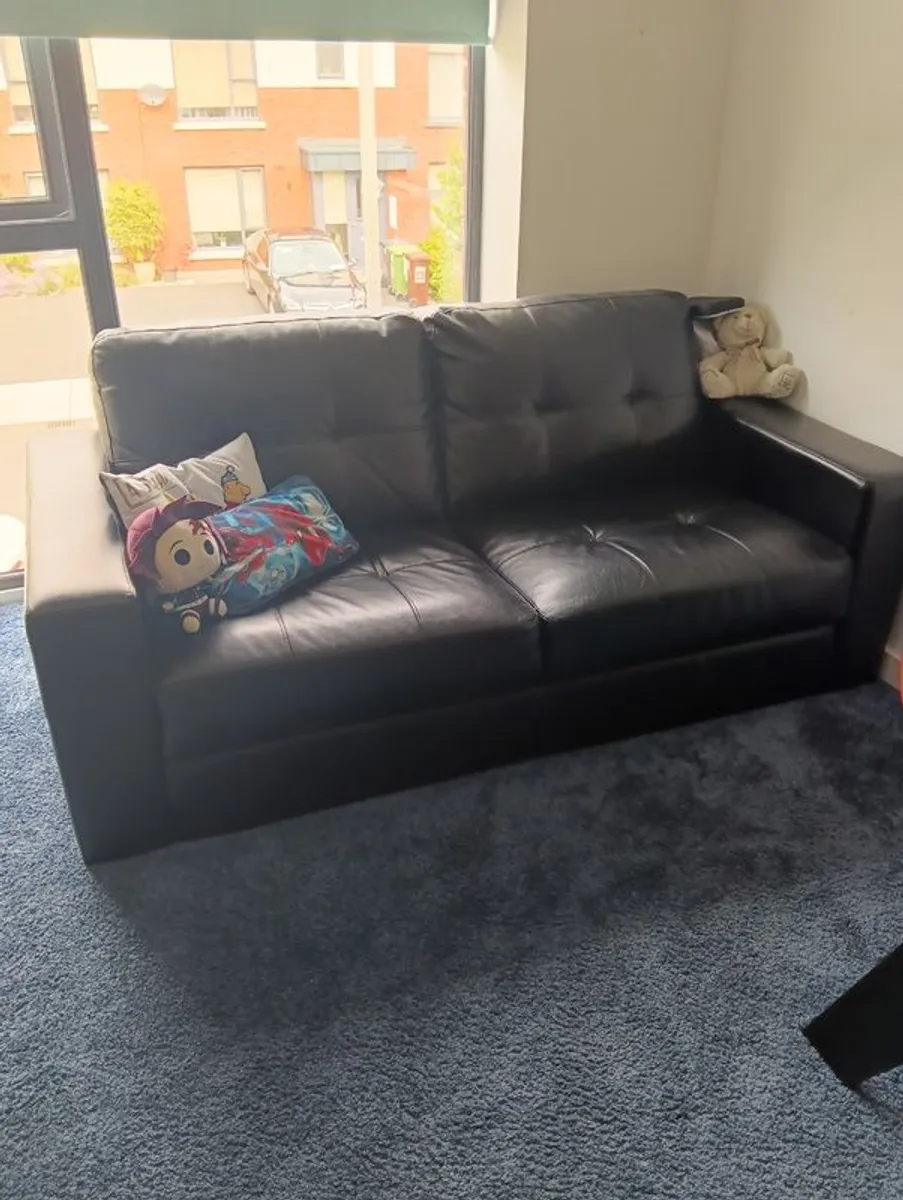 3 seater black sofa - Image 1
