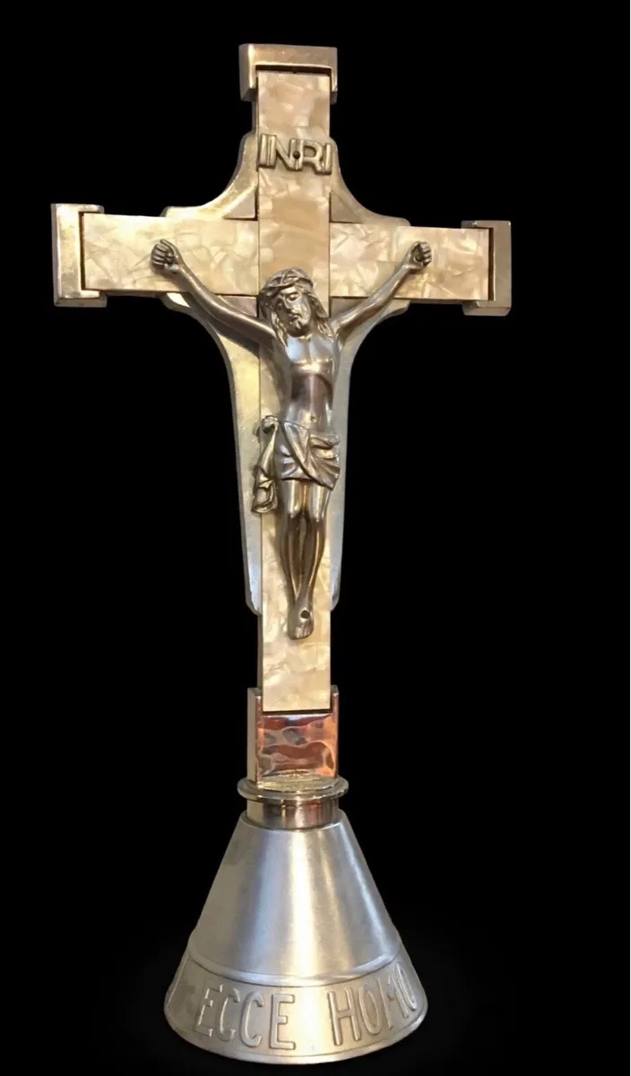 Art deco crucifix