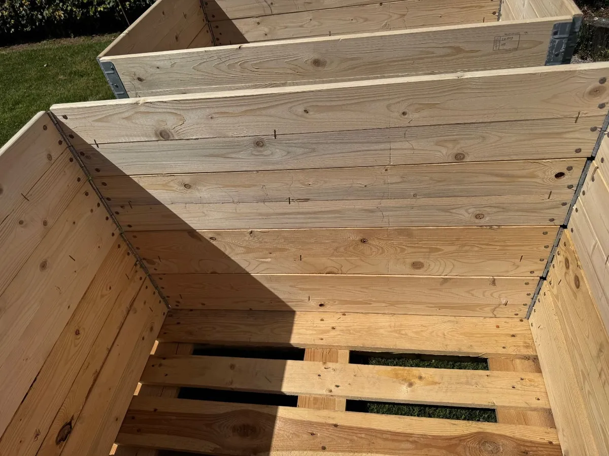 Stackable Crate on Pallet - Image 2