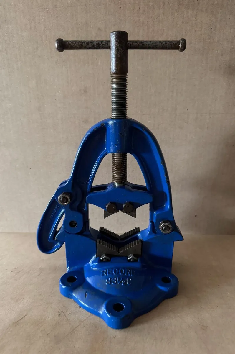 Record Pipe Vice - Image 1