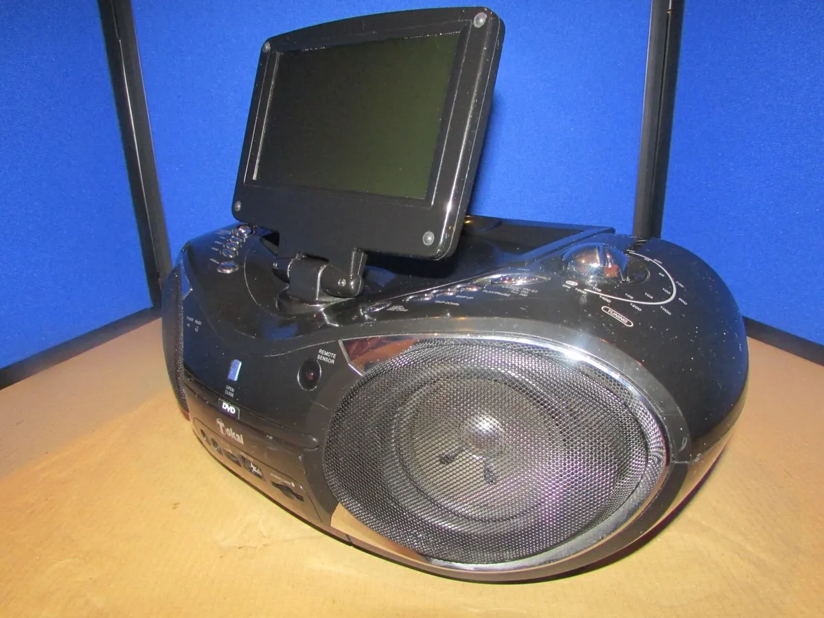 7-inch Portable DVD player With FM Radio-USB - Image 4