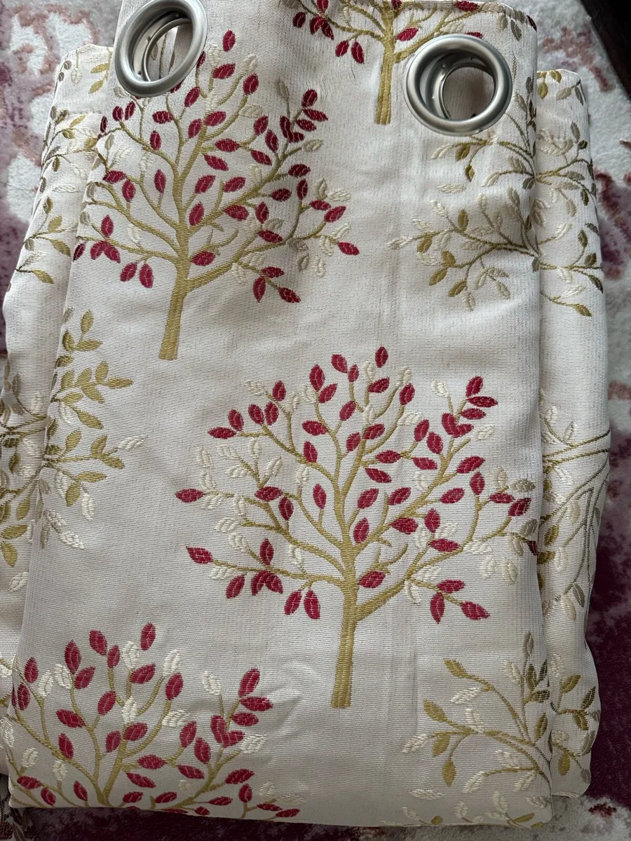 Brand new lined curtain set(pair)