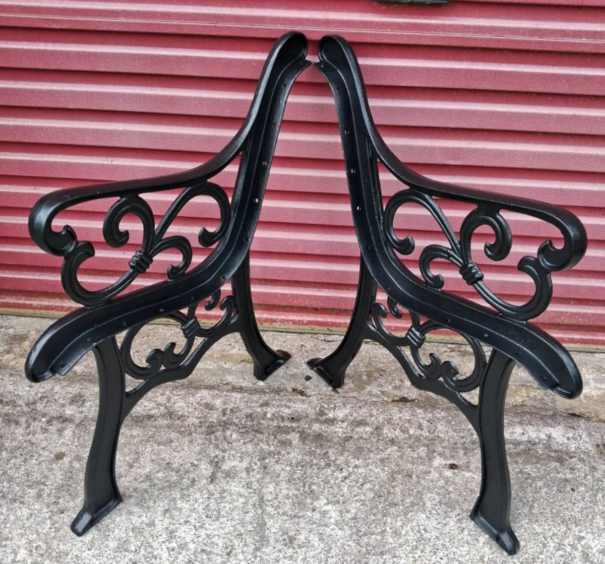 Cast iron garden seat - Image 3