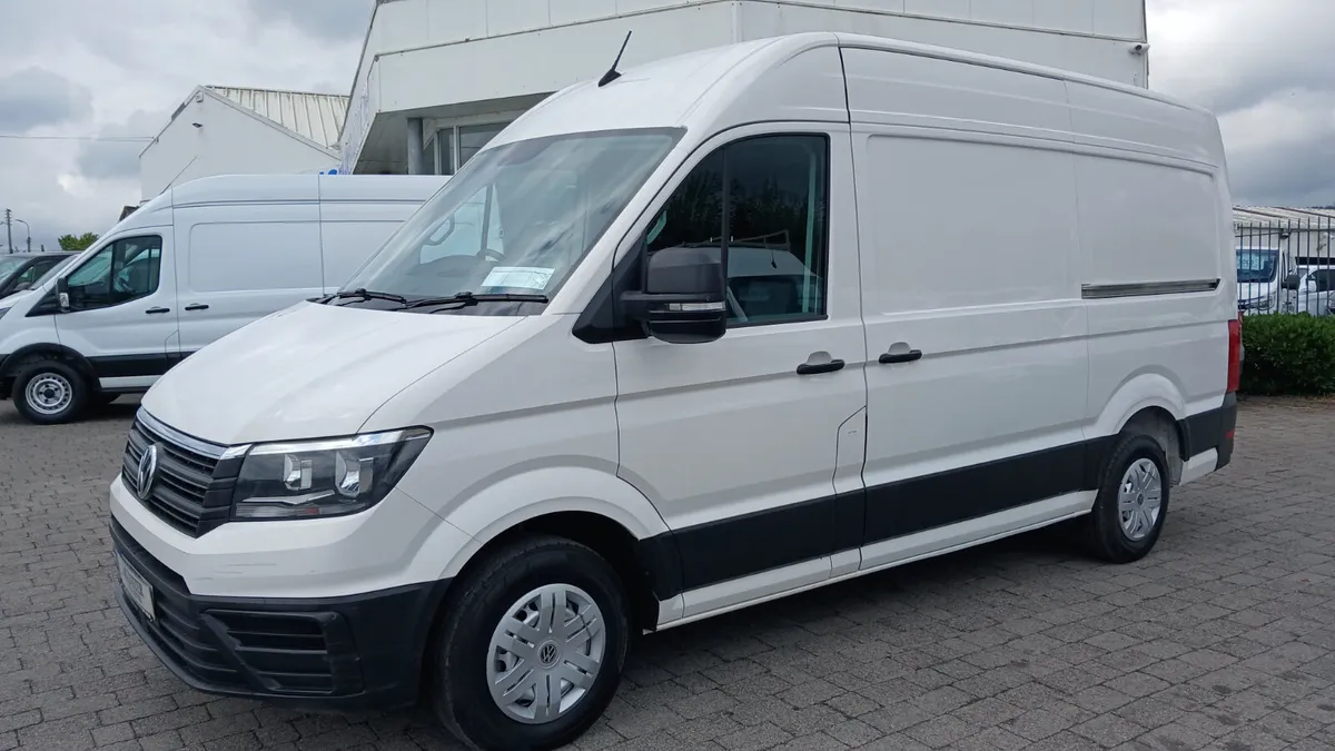 202 VW CRAFTER MWB VAN 140BHP,1 OWNER - Image 1