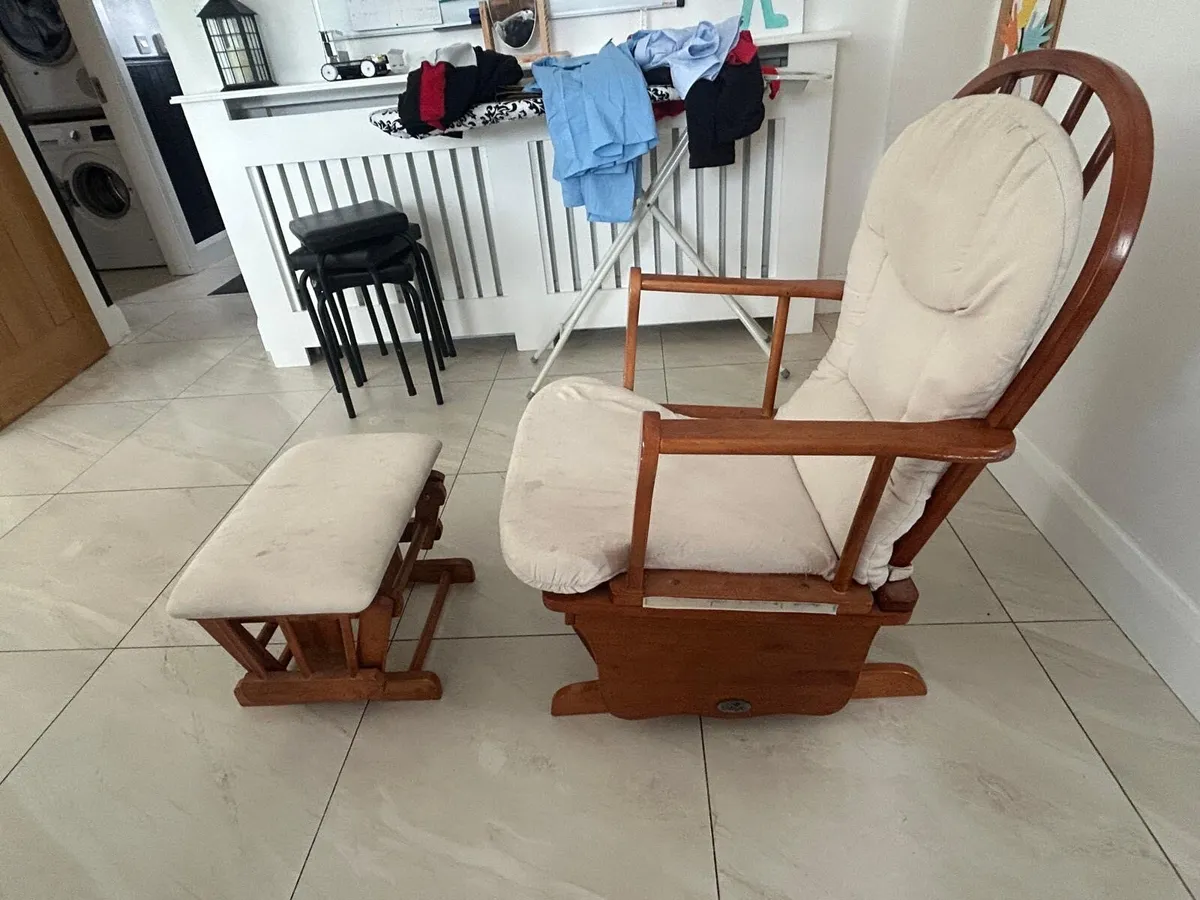 Nursery rocking chair and foot stool - Image 2