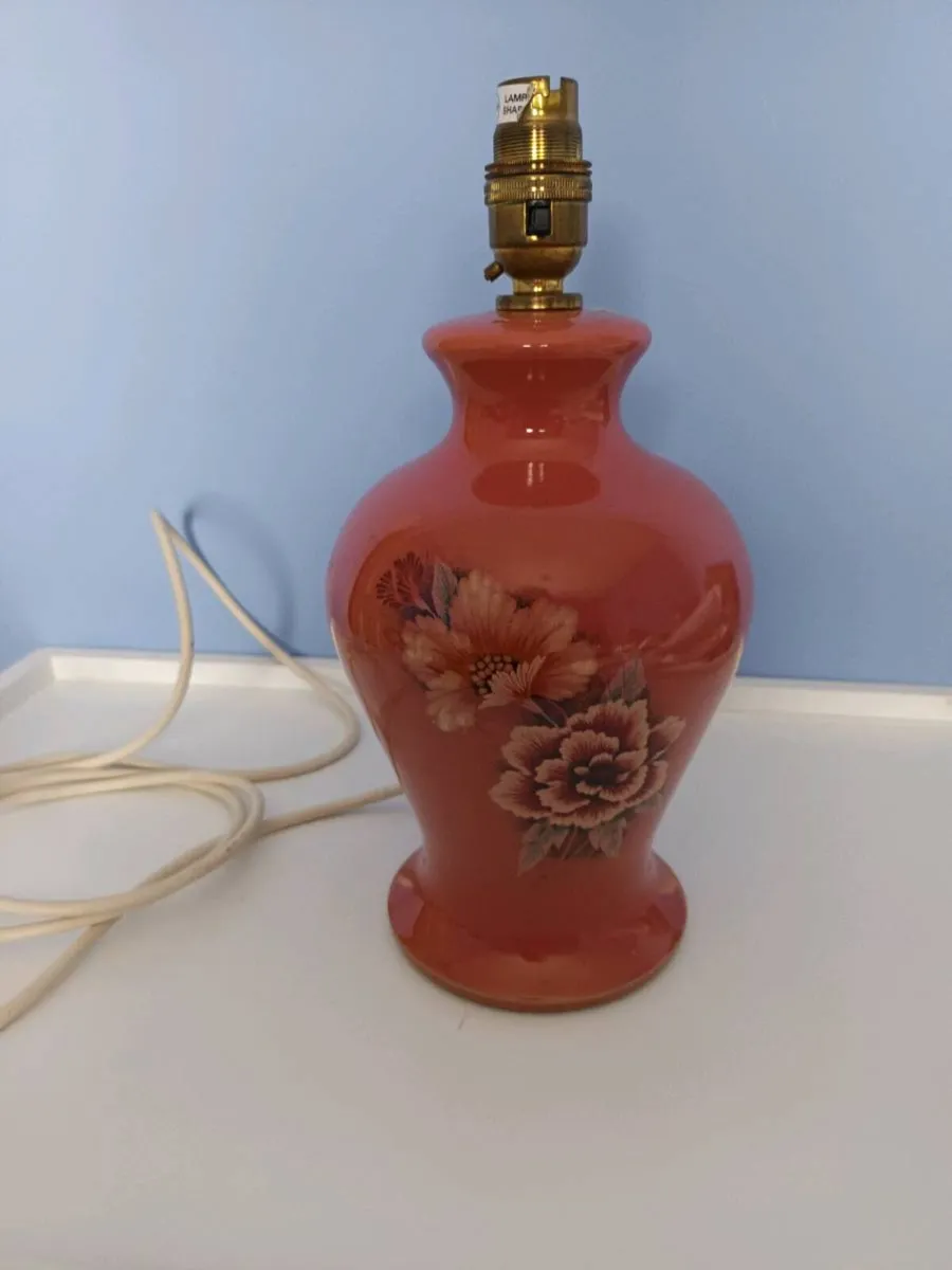 DENBY Porcelain Table Lamp - Image 1