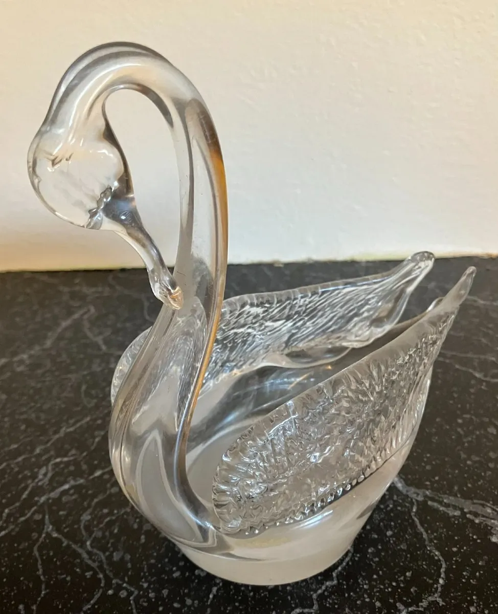 Glass Swan