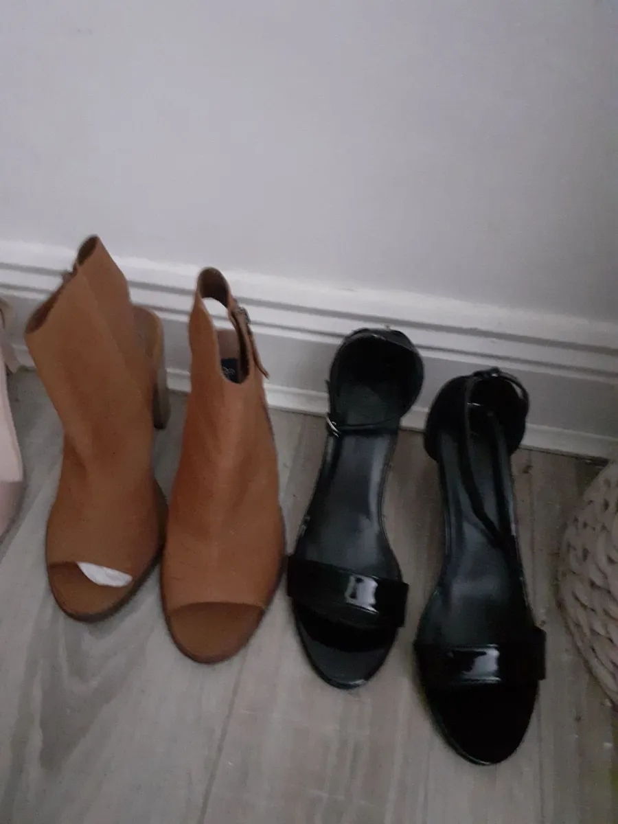 Womens shoes - Image 3