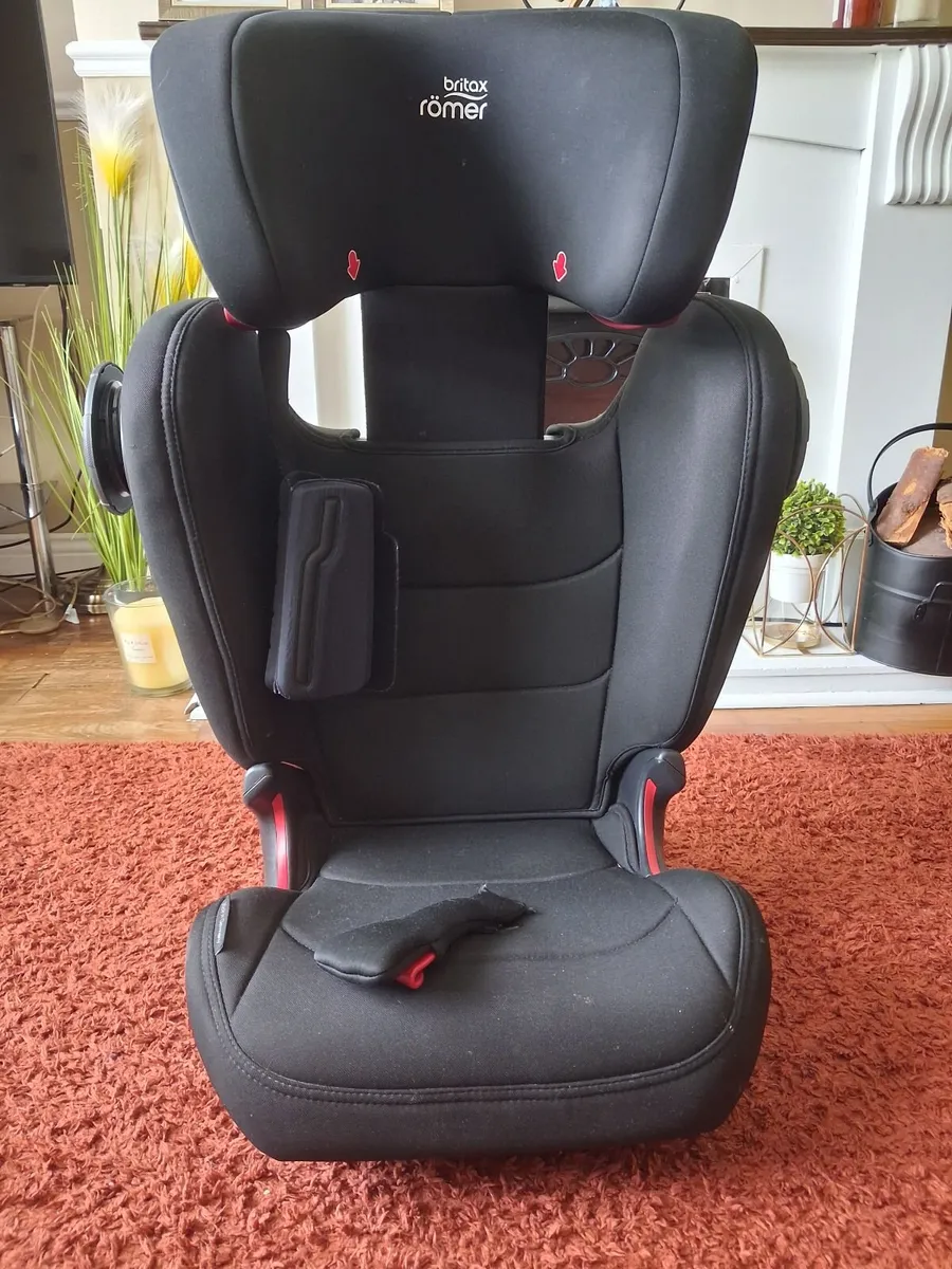 Car Seat - Image 2