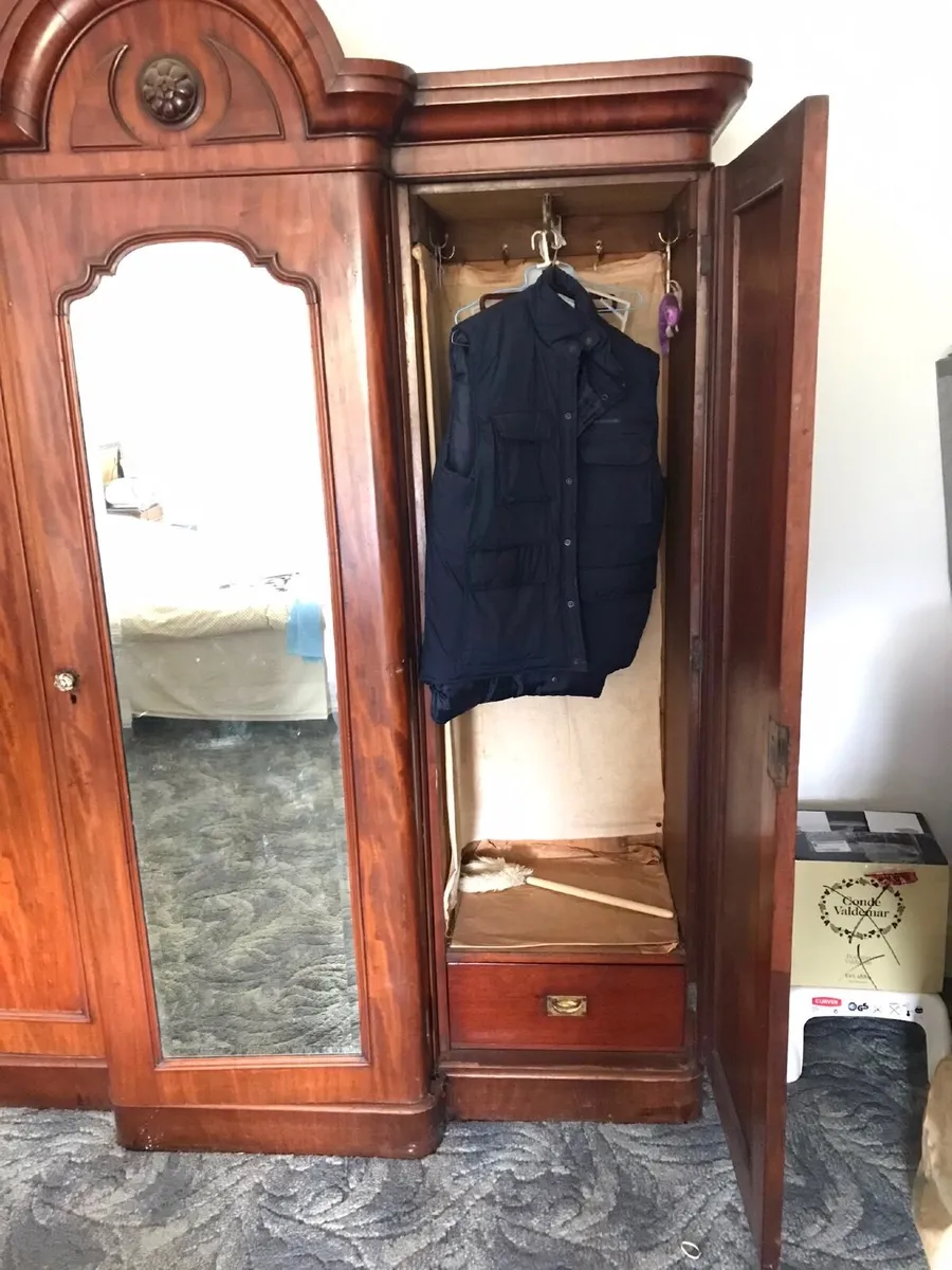 Victorian Wardrobe - Image 2