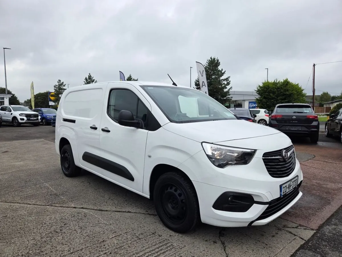 Vauxhall Combo 2300 Sportive TD - Image 2