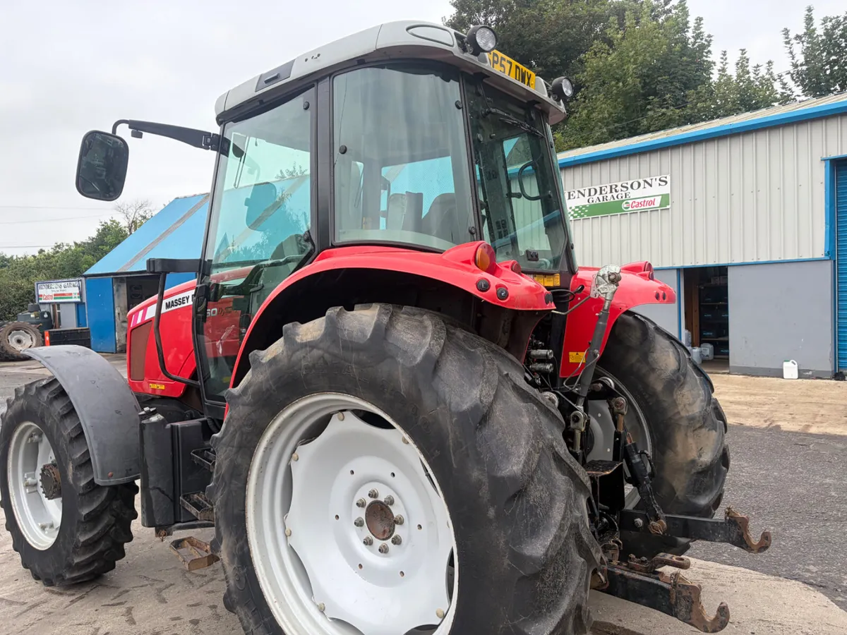 Massey 5460 - Image 3