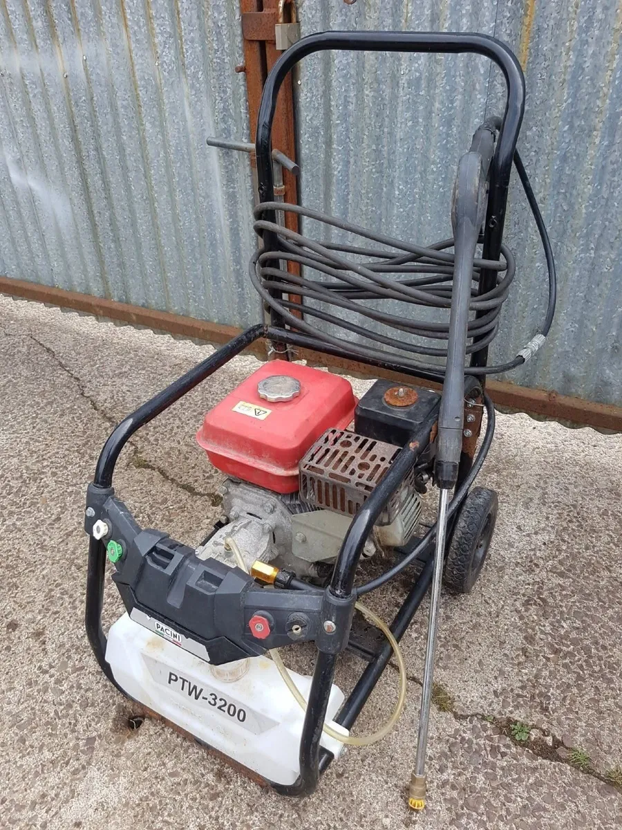 PACINI 7HP PETROL POWER WASHER - FOR SALE - Image 1