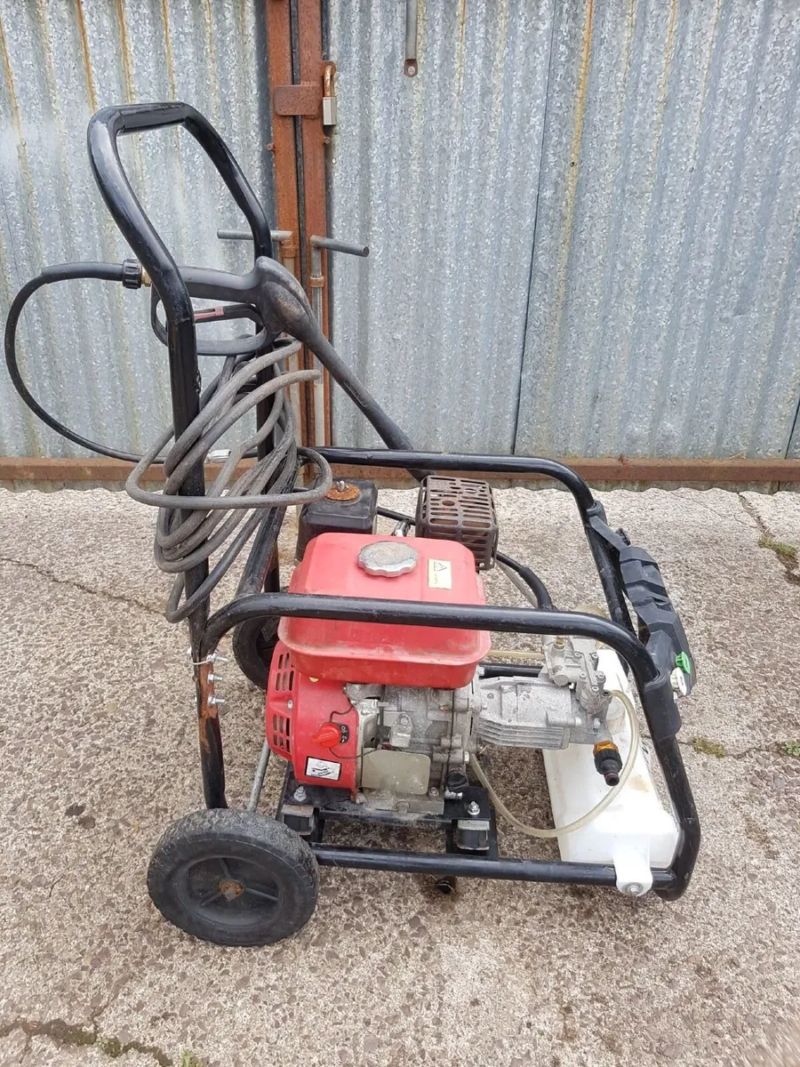 PACINI 7HP PETROL POWER WASHER - FOR SALE - Image 2