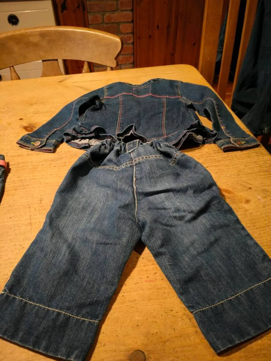 Girls Denim Jacket and Jeans.
Jacket Dunne stores - Image 4