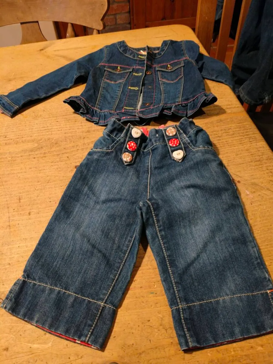 Girls Denim Jacket and Jeans.
Jacket Dunne stores - Image 1