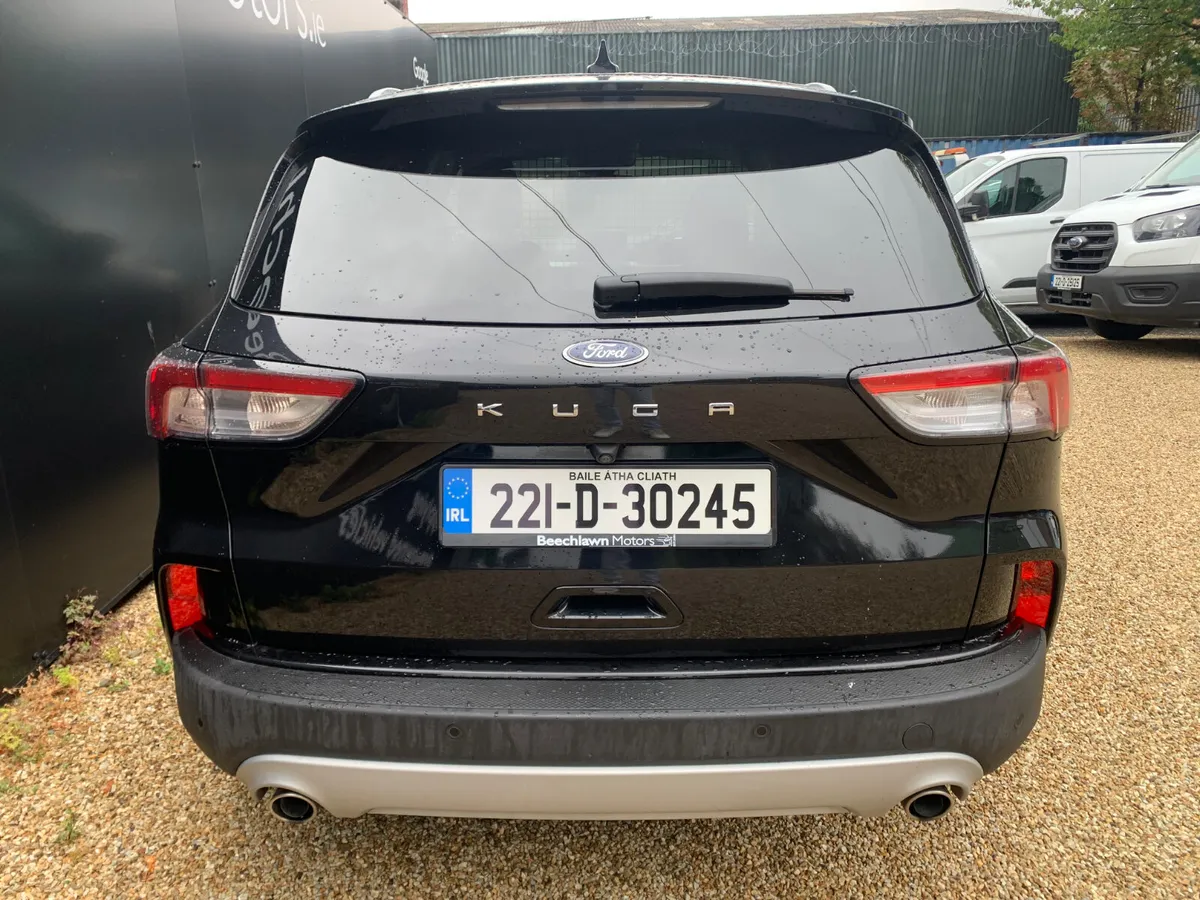 FORD KUGA 1.5 TDCI 120 PS TITANIUM COMMERCIAL - Image 4