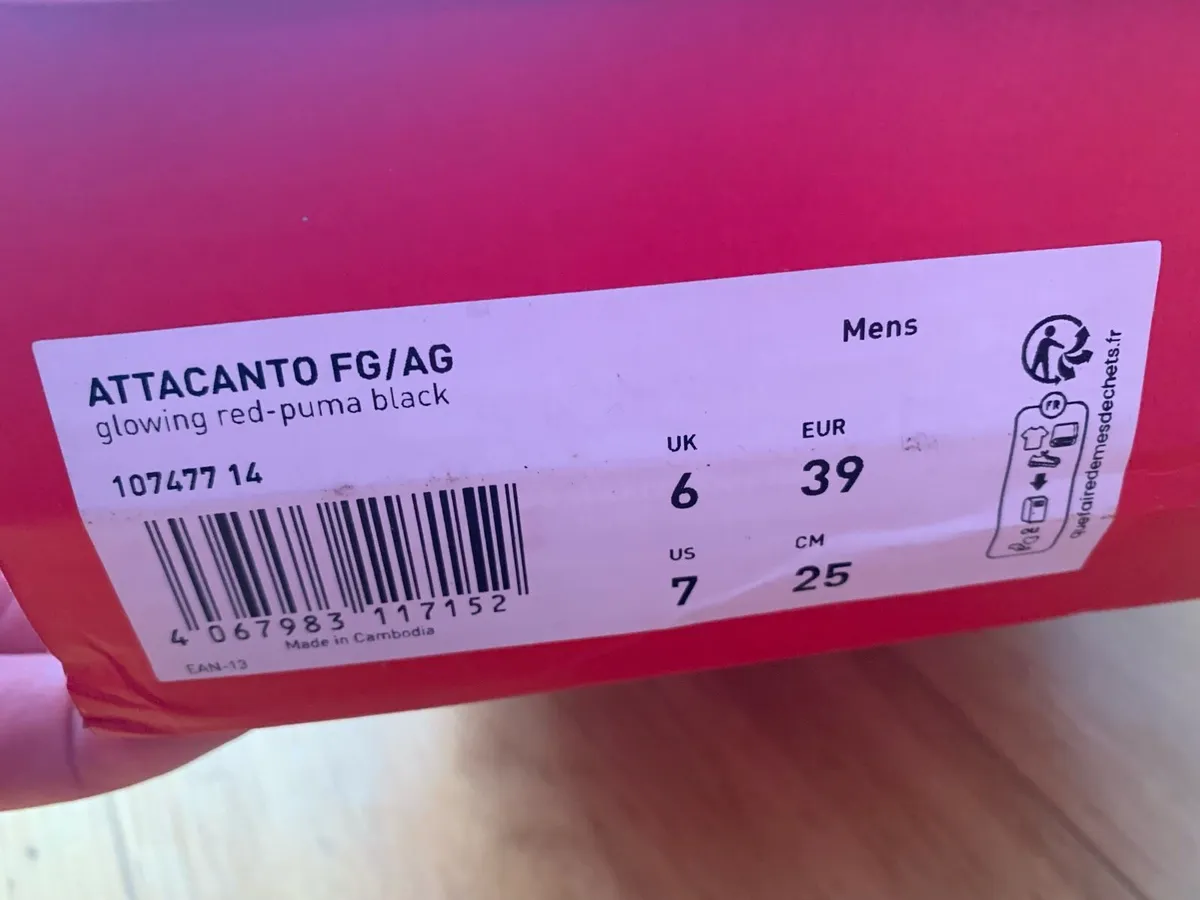 Puma football boots - Image 3