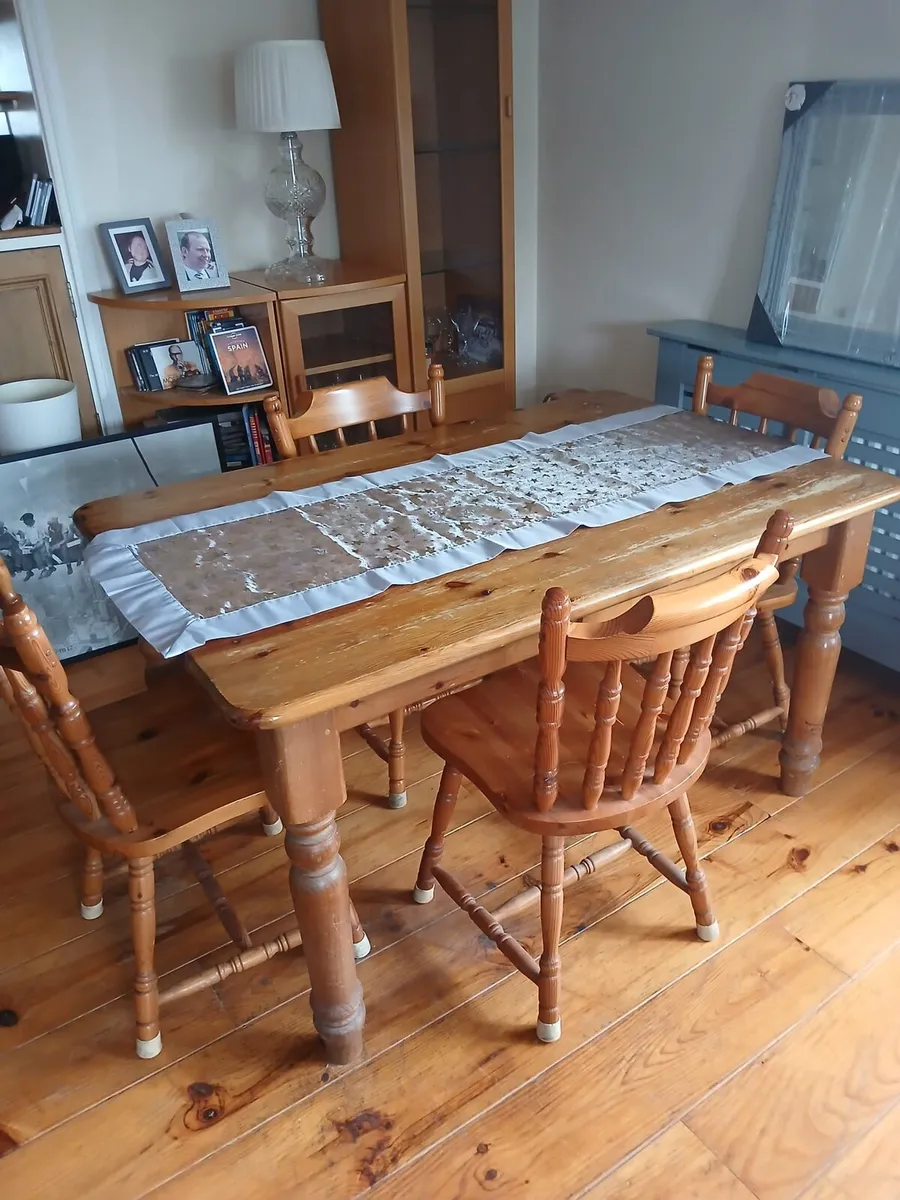 Farmhouse Table - Image 1