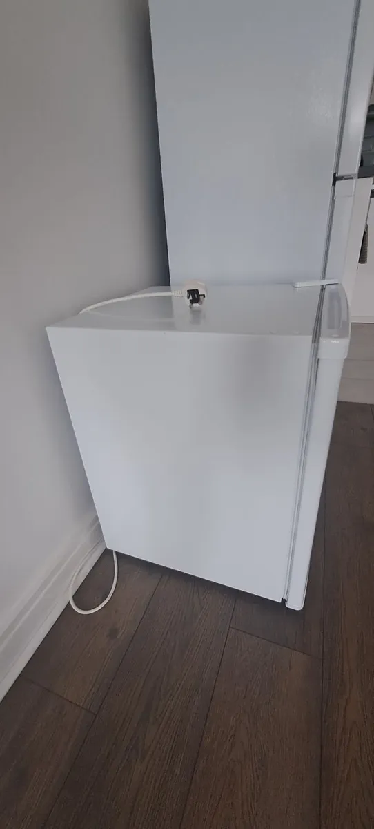 Fridge - Image 4