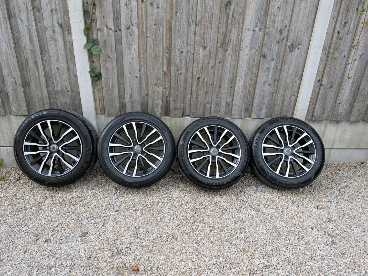 4 x GENUINE VOLVO 16” ALLOY WHEELS + GOOD TYRES - Image 1