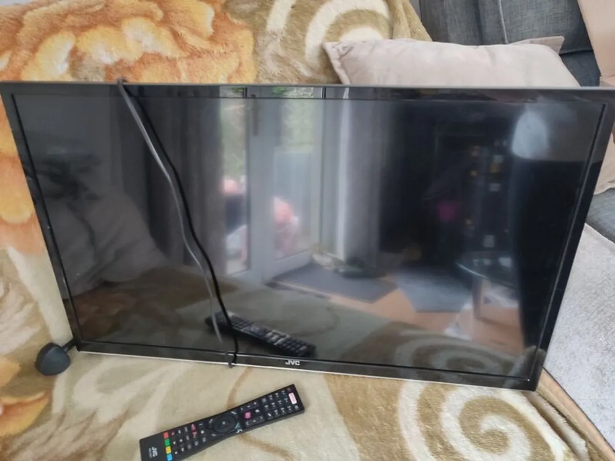 Tv - Image 2