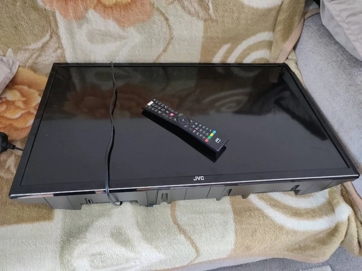 Smart TV - Image 2
