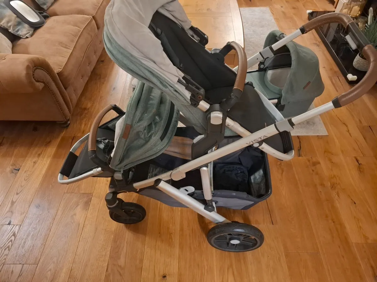 Uppa Baby Vista V2 Buggy - Image 4