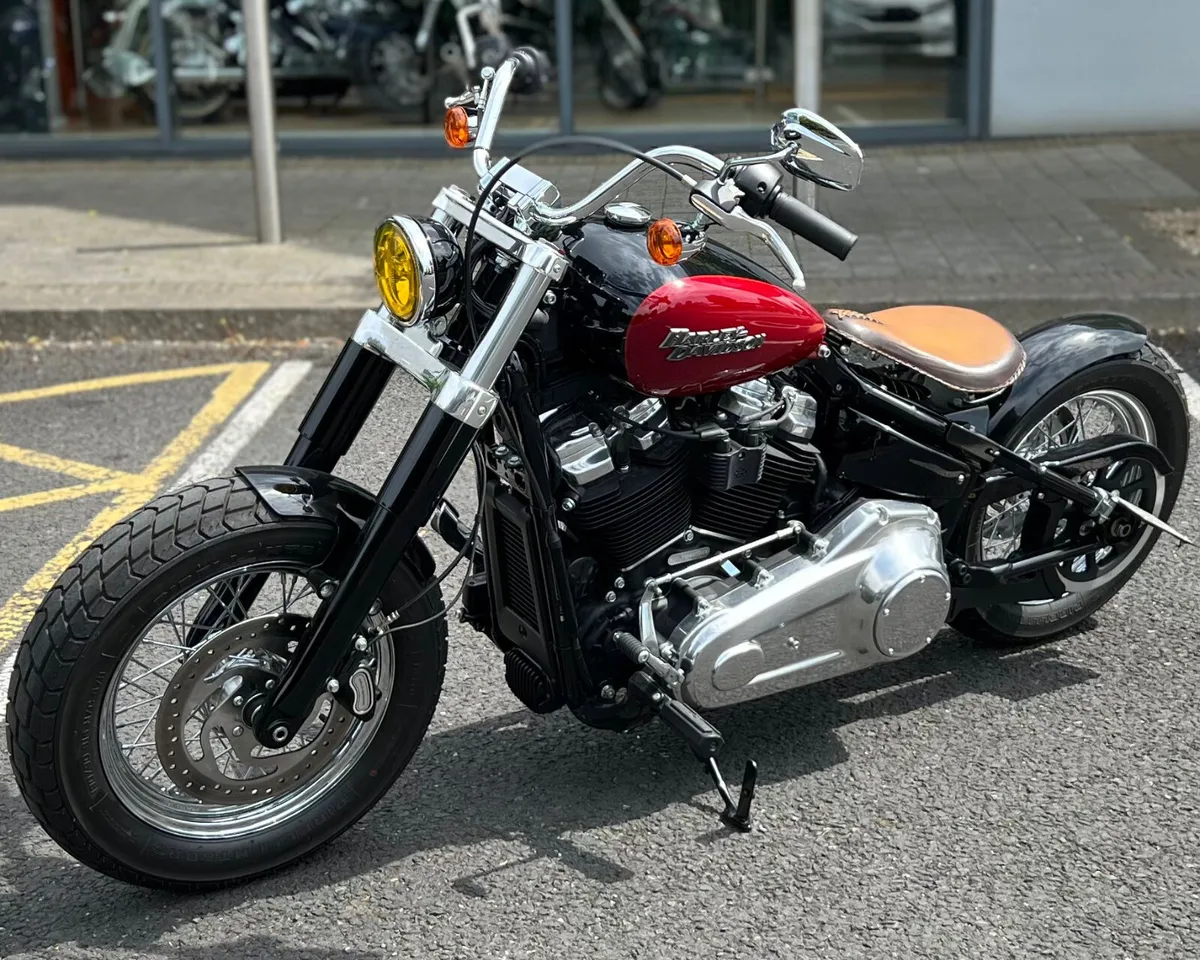 SOFTAIL "IRISH BLOOD CUSTOMS" FATTER-BOB! - Image 3