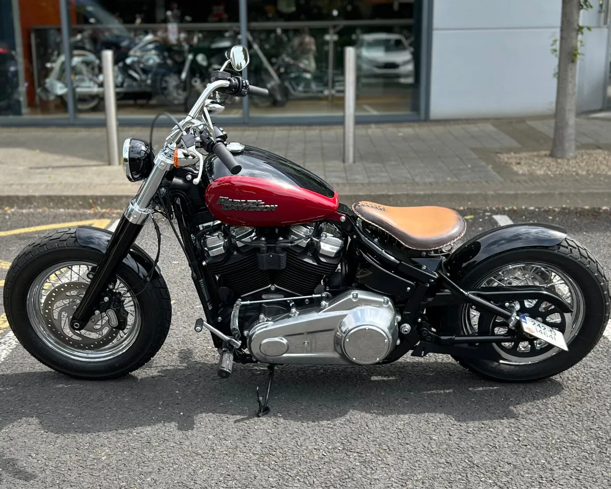 SOFTAIL "IRISH BLOOD CUSTOMS" FATTER-BOB! - Image 4