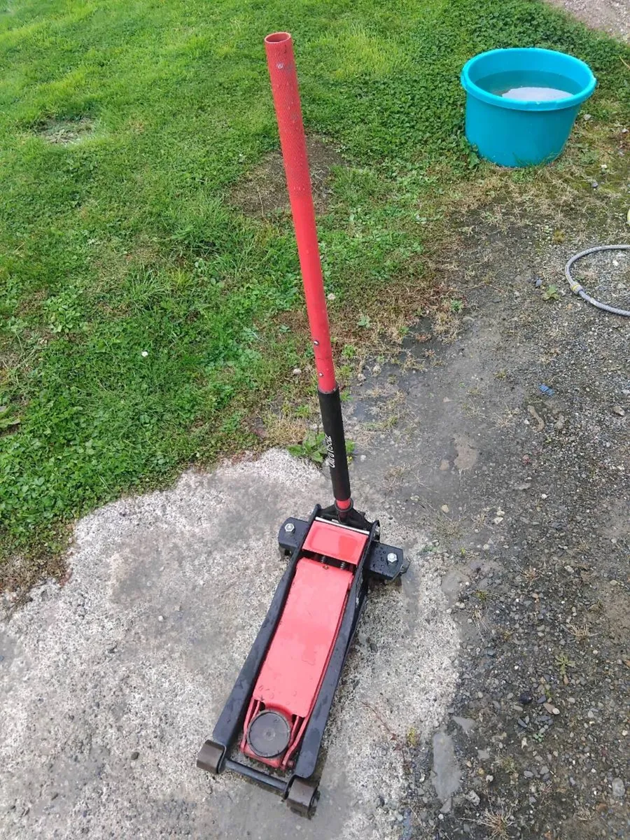 Car jack - Image 3