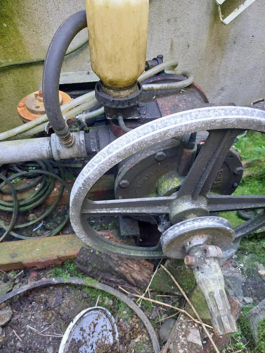 Milking parlour whole or parts - Image 4