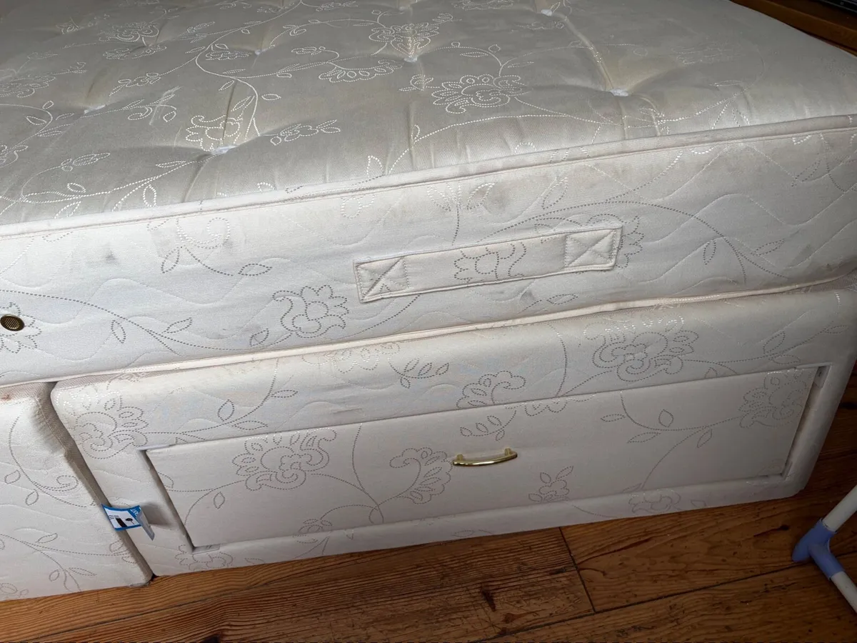 King size bed and mattress - Image 3