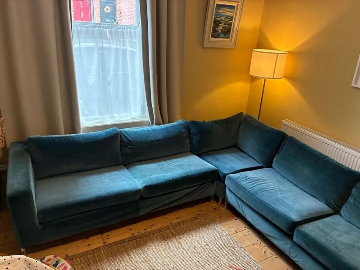 Finline furniture L shaped Nolan sofa 2.75m x2.75m - Image 1