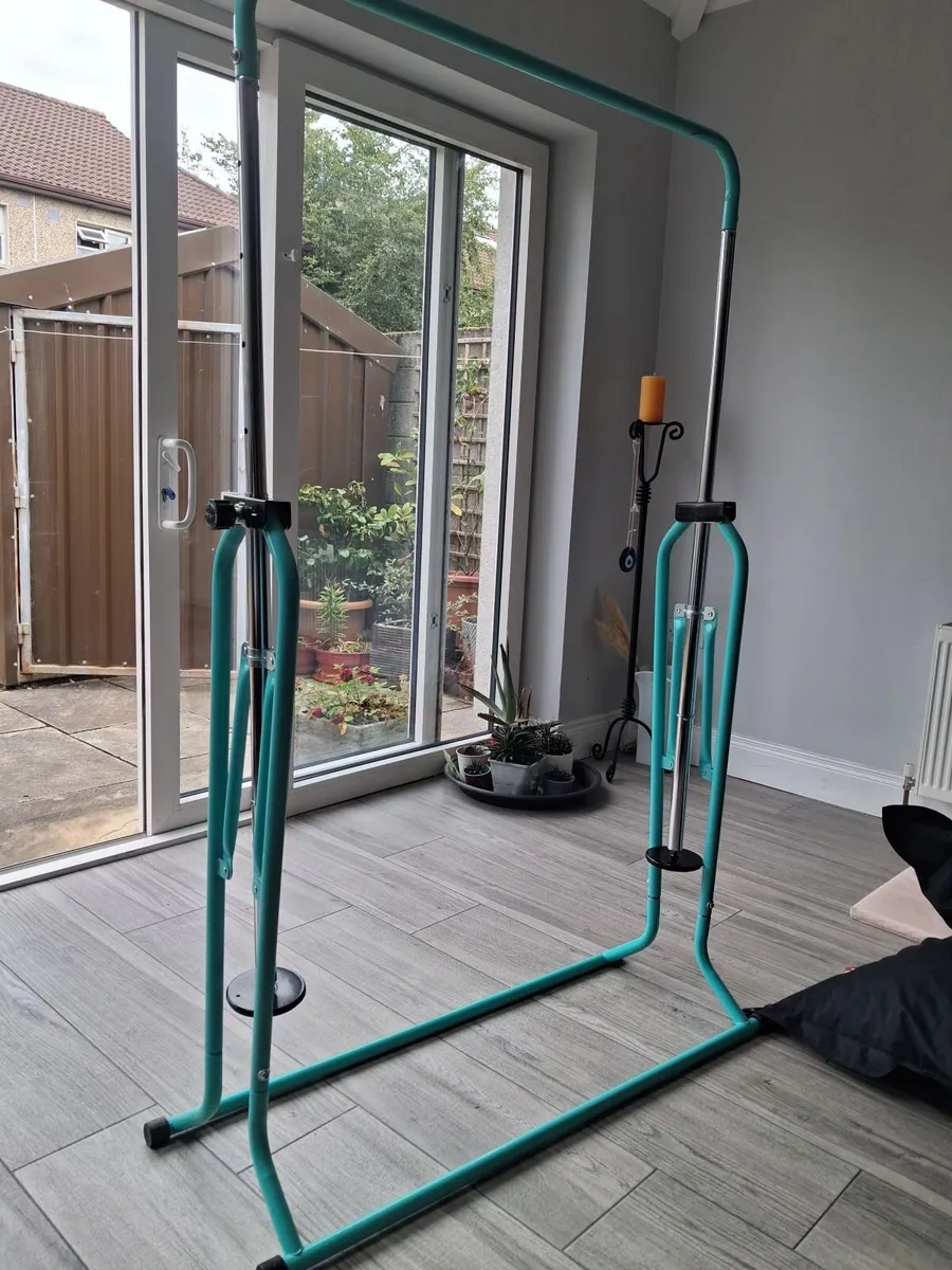 Gymnastics bars - Image 2