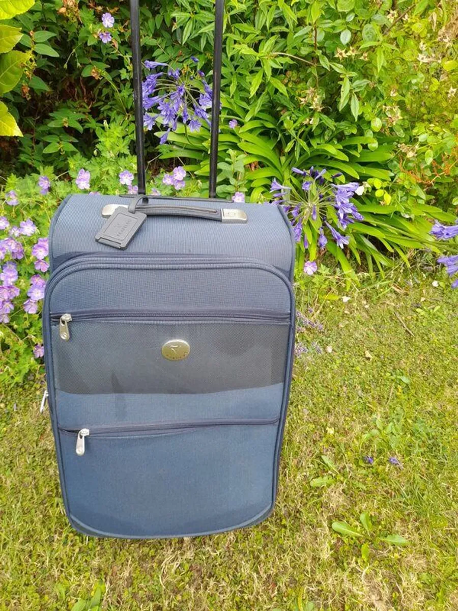 Case for sale - Image 1