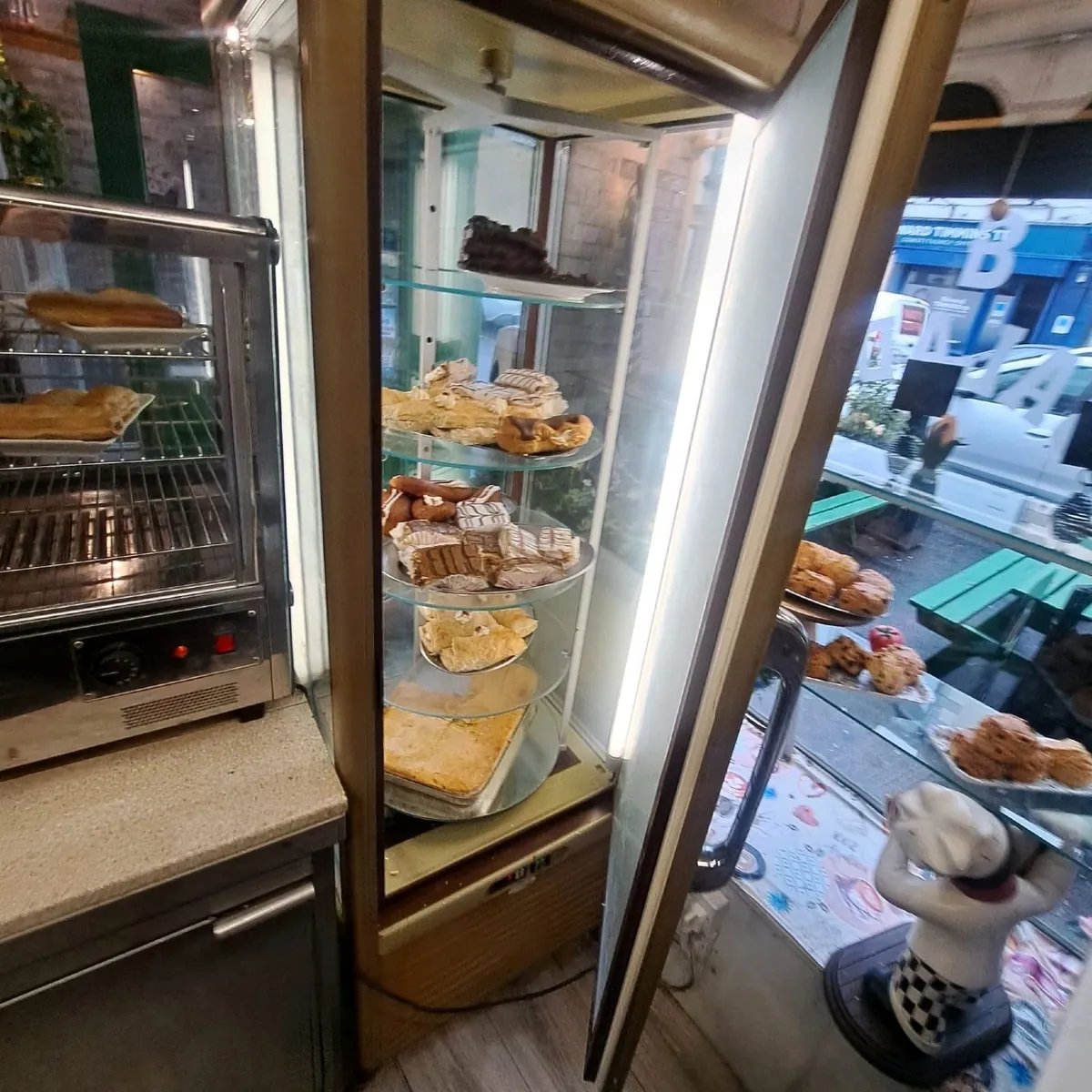 Cake Fridge - Image 1