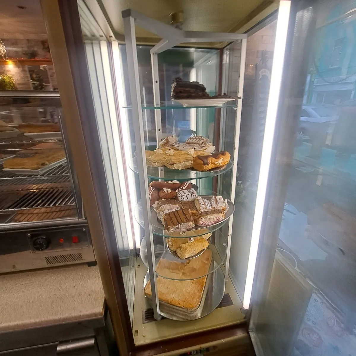 Cake Fridge - Image 2