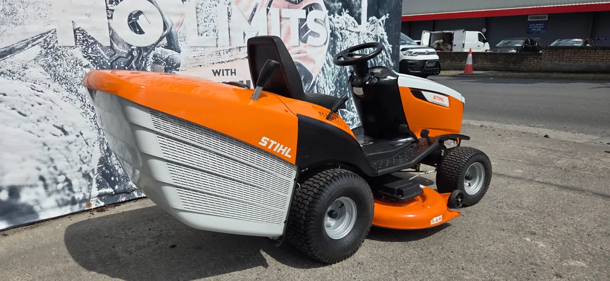 STIHL RT6112ZL Ride on Mower 23hp 43" - Image 4