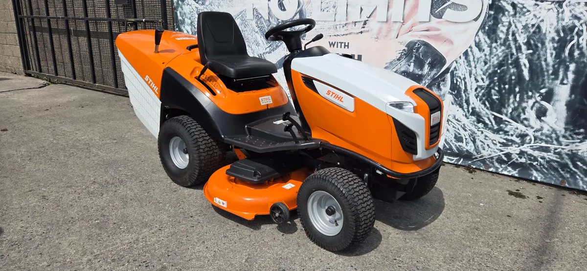 STIHL RT6112ZL Ride on Mower 23hp 43" - Image 1